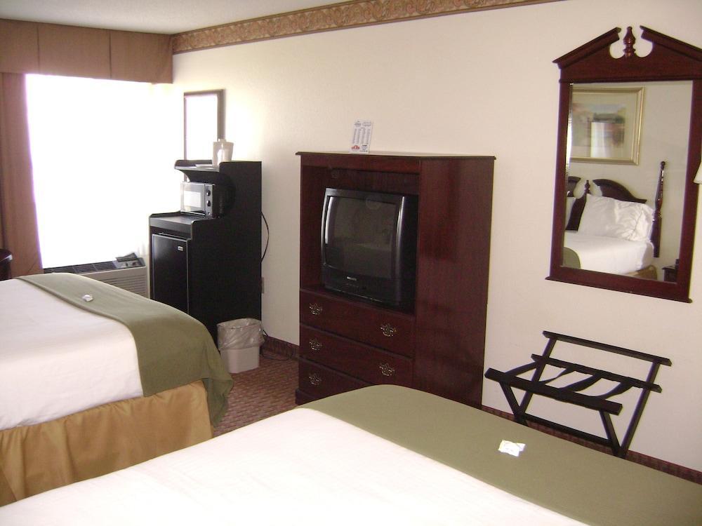 Holiday Inn Express Wilson I-95 By Ihg Ngoại thất bức ảnh