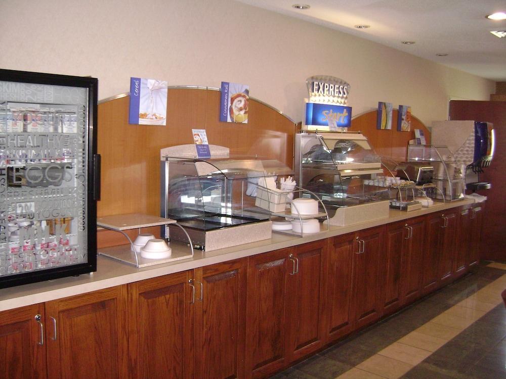 Holiday Inn Express Wilson I-95 By Ihg Ngoại thất bức ảnh